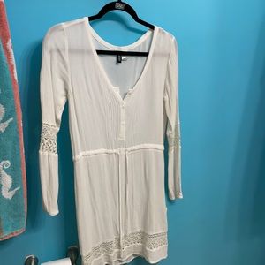 White dress long sleeve
